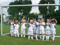 Mannschaft-mit-Pokal-03.jpg