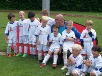 Mannschaft-mit-Trainer-01.jpg
