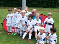 Mannschaft-mit-Trainer-03.jpg